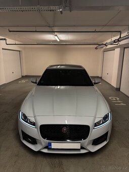 Jaguar XF 3.0D V6 R-SPORT - 2