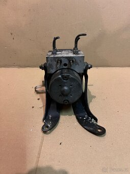 Jednotka ABS Subaru Legacy / Outback BH - 2