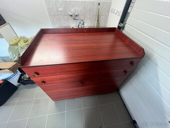 Přebalovací pult - 2