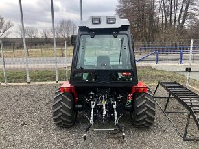 Malotraktor AGT 960 svahový speciál + kabina 50HP - 2