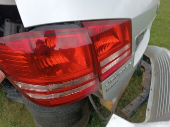 DODGE JOURNEY ZADNI SVĚTLA - 2