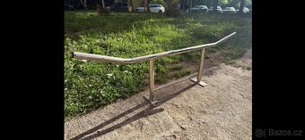 Hrazda na cvičení - 2