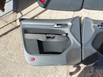 Tapecírunky VW Touran 1T2 - 2