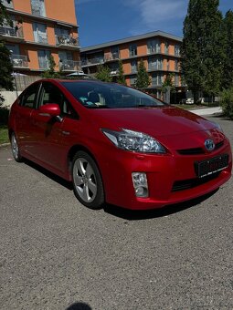 Toyota Prius - 2