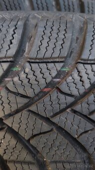 Zimní pneu 175/65 r17 Semperit Speed Grip 5 (Toyota Aygo X) - 2