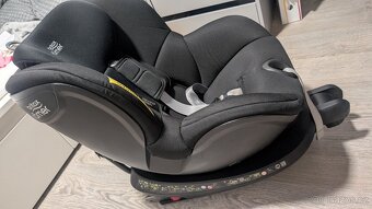 otočná sedačka Britax Römer Dualfix 0-18kg space black - 2