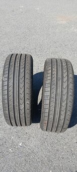 Letní pneo 215/55 /r17 - 2