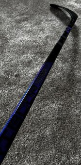 CCM Trigger 9K hokejka / NOVÁ/ - 2