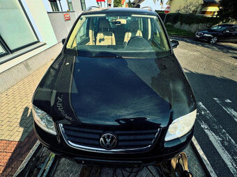 Vůz na náhradní díly VW Touran 1T1 2006 BMM HXT LC9X - 2