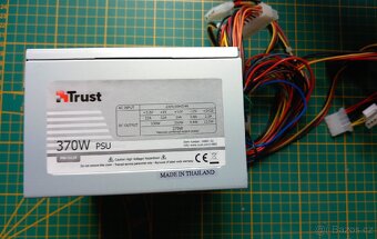 Zdroj Trust 370W - 2
