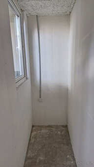 GARÁŽ / SKLAD 105,5m2 / pronájem + možný prodej, MŠENÉ-LÁZNĚ - 2