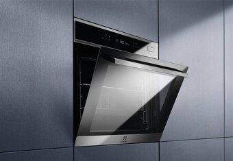 Parní trouba Electrolux 800 PRO EOB7S31X SteamBoost - 2