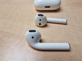 Apple Airpods 2 originální - 2
