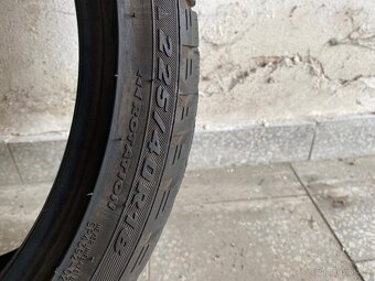 Zimní Pneu 225/40 R18 - 2