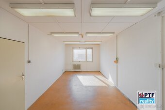 Pronájem výrobních/skladovacích prostor 50 m2, Karlovy Vary - 2
