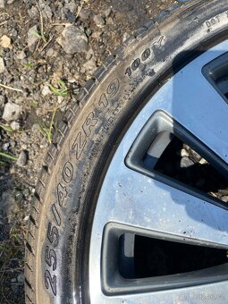 AUDI A8 D3 4E kované ALU KOLO 8,5Jx19 4E0601025N - 2