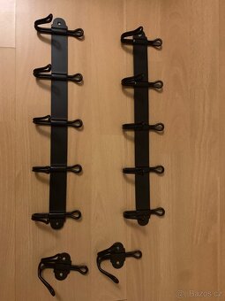 Věšáky 4 kusy - 2