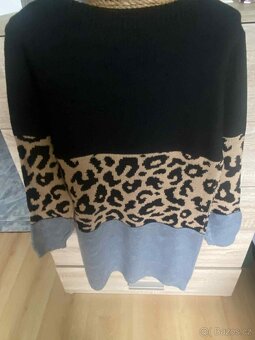 Nový dlouhý italský svetr vel. 44 a více - 2