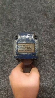 Pneumatický Rázový utahovák it250 - 2