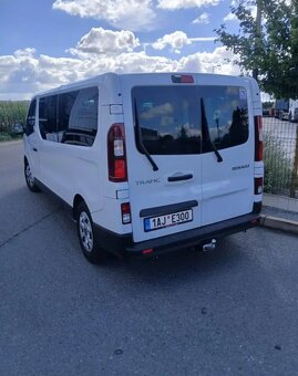 Pronájem Renault Trafic 2025 9 míst na Bolt/uber - 2
