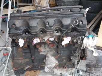 Motor Mercedes Benz W201 190E, W124 2.0 L, 90 kW - 2