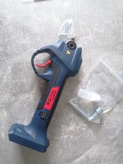 Aku nůžky zahradní Güde ASC 18-0 bez akumulátoru a nabíječk - 2