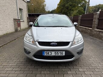 FORD FOCUS II 2,0i 107kW GHIA KŮŽE,STK,HATCHBACK - 2