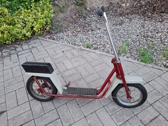 Retro koloběžka - 2