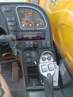 Teleskopický manipulátor JCB 535-95 Agri Super T4f - 2