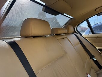 BMW E90 El.Sportsitze, Roletky, Dřevěný dekor - 2