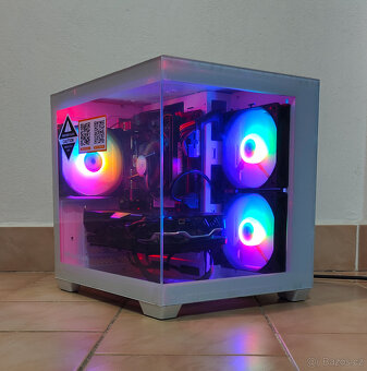 Malý Herní počítač s RX 5700 XT - 2