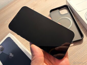 iPhone 13 - 2