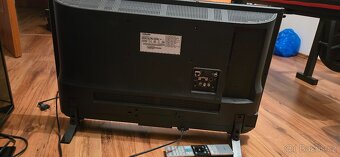 SMART LED televizor Toshiba s úhlopříčkou 32" (80 cm) - 2