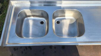 Nerezový dřez - 2