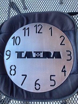 Nerezové hodiny Scania a Tatra - 2