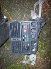 peugeot 106  ND - zadní nárazník - 2