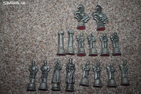 Šachy s cínovými figurkami - doprava v ceně - 2