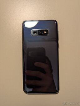 Samsung Galaxy s10e 128GB Dual Sim Black - 2