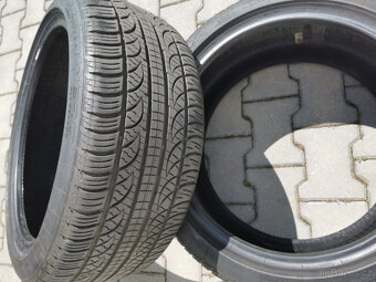 Pirelli P Zero Nero 255/40/19 - 2