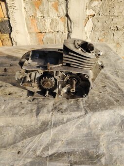 Polo motor ČZ 175 502 - 2
