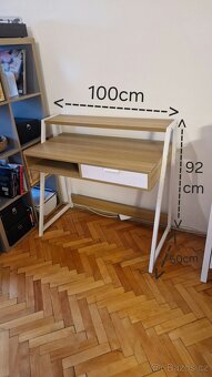 Pracovní stůl - 2