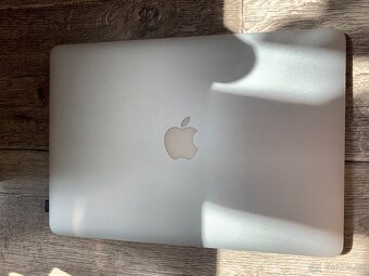 MacBook Air 13 - 2