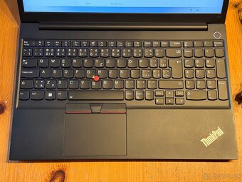 Lenovo ThinkPad E15 G4 15,6" IPS FHD i5 16G 512G MX550 DPH - 2