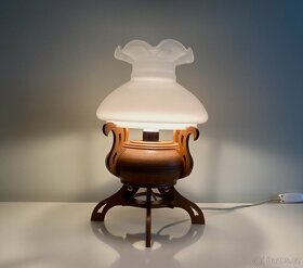Retro stolní lampa petrolejka na elektřinu - 2