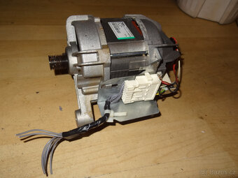 elektromotor motor z pracky - Nidec u112g63 084834 molo jete - 2