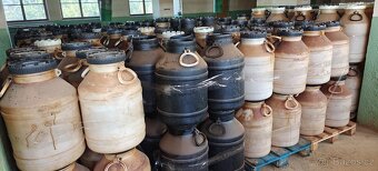 Plastové barely 50l, cca 500 kusů - 2