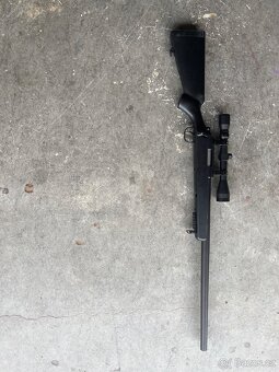 Airsoftová odstřelovací puška s optikou - 2