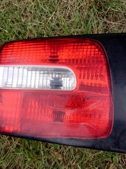 Lišta světel pátých dveří Volvo V40 - 2