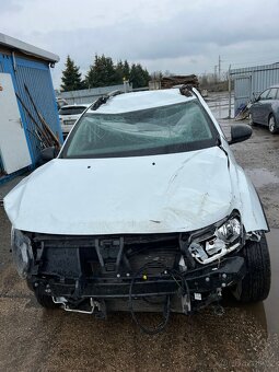 Dacia duster 1.6i 4x2 2019 pojizdne airbag ok - 2