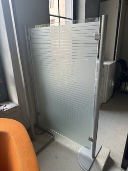 prodám skleněný paraván - 2